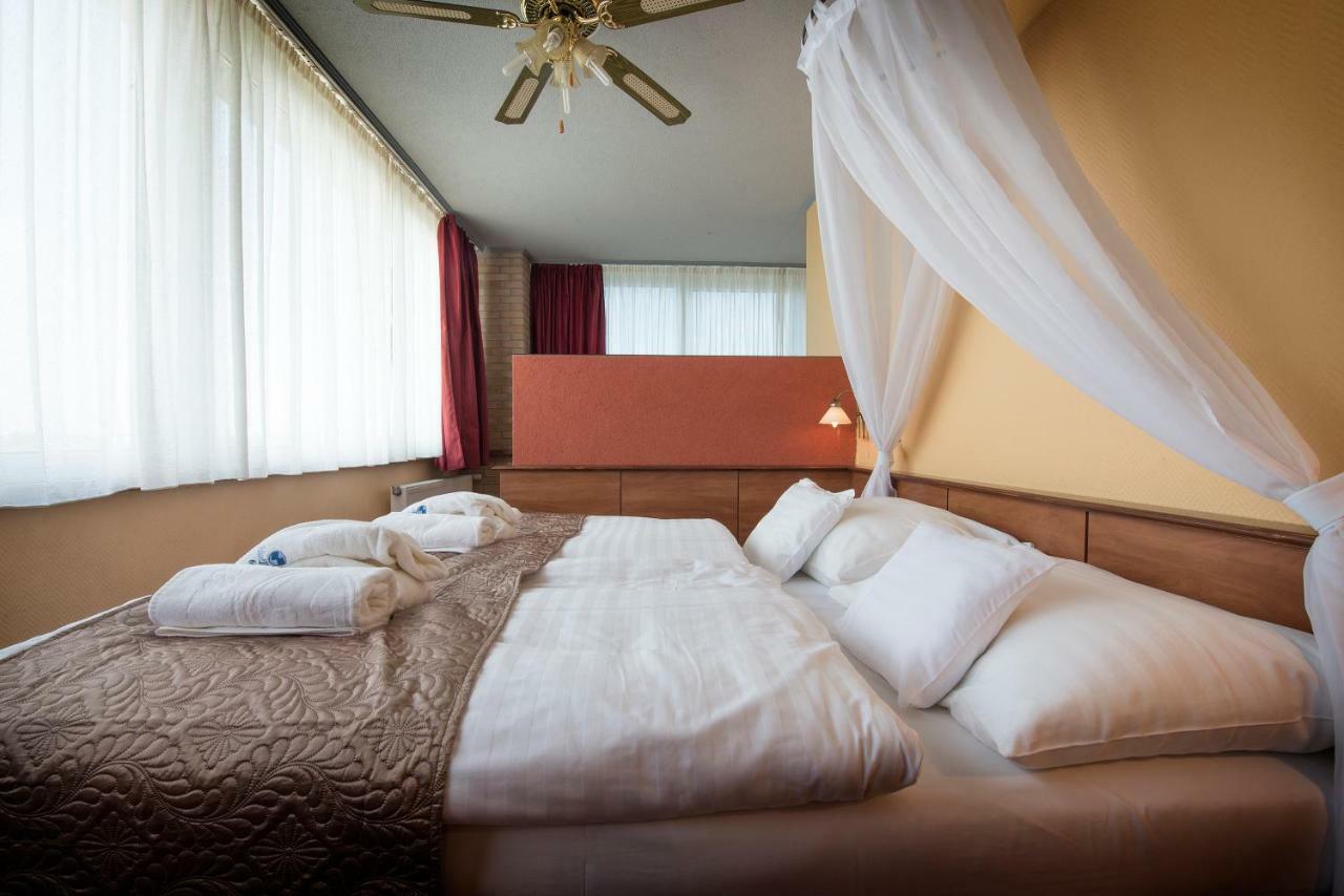 Hotel Therma Dunajská Streda Buitenkant foto